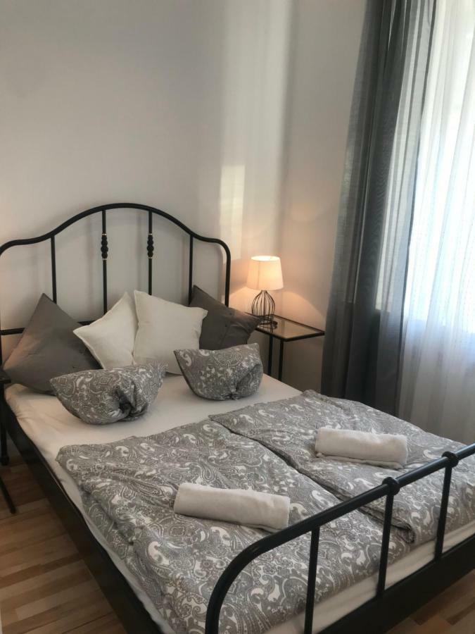 Stare Miasto Swietojerska 12 Daire Varşova Dış mekan fotoğraf