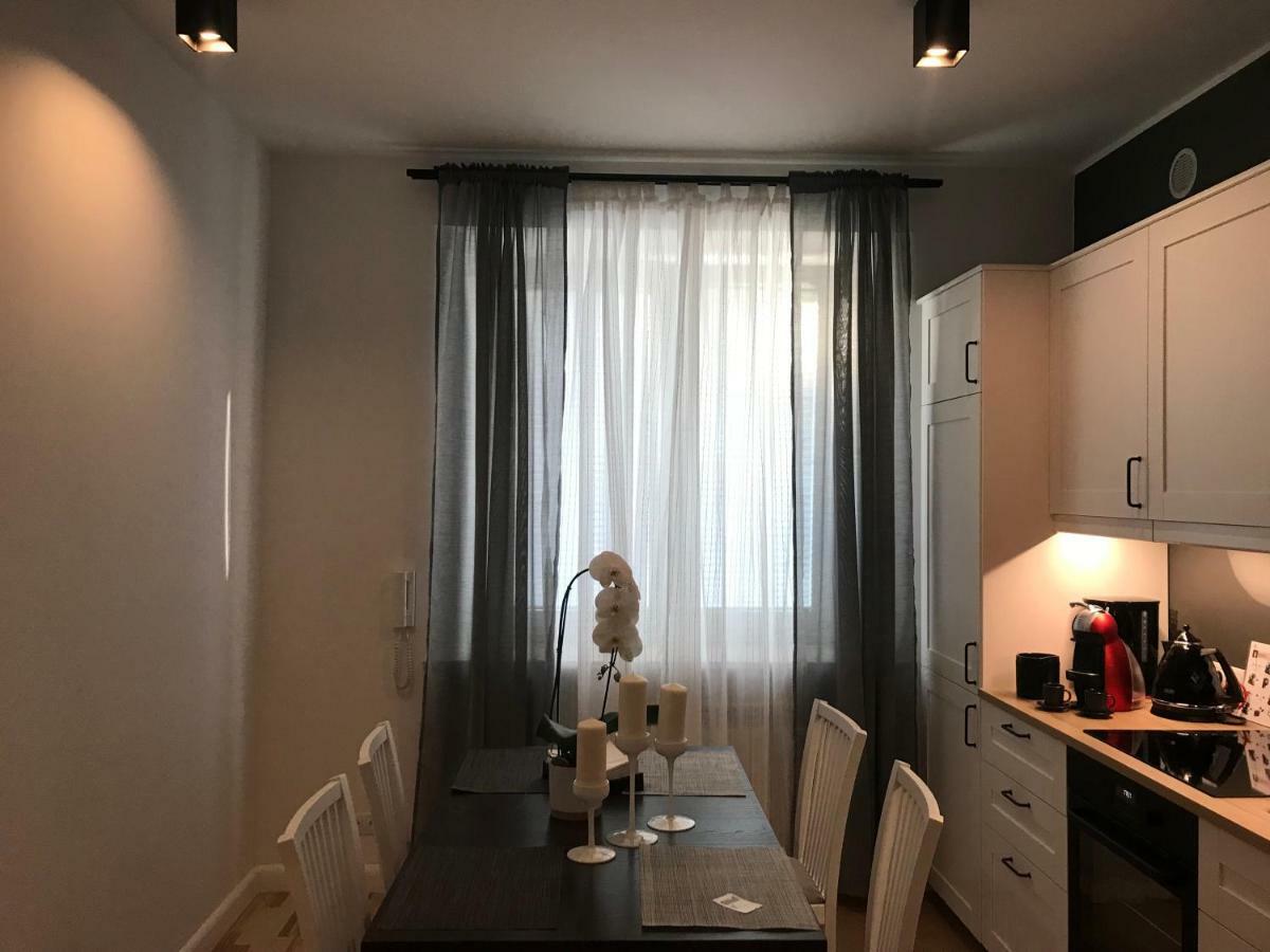 Stare Miasto Swietojerska 12 Daire Varşova Dış mekan fotoğraf