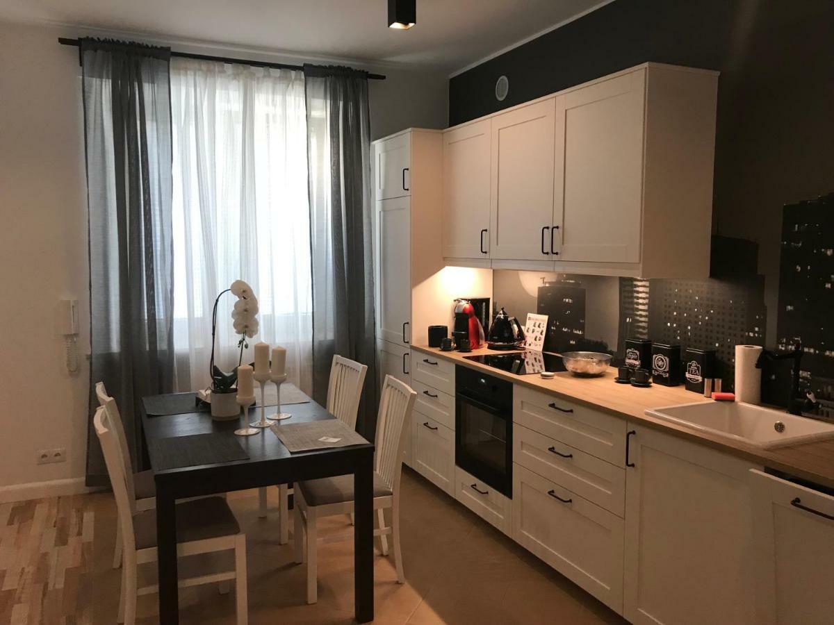 Stare Miasto Swietojerska 12 Daire Varşova Dış mekan fotoğraf